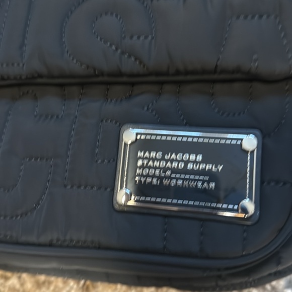 Marc Jacobs Messenger Bag - Picture 3 of 5